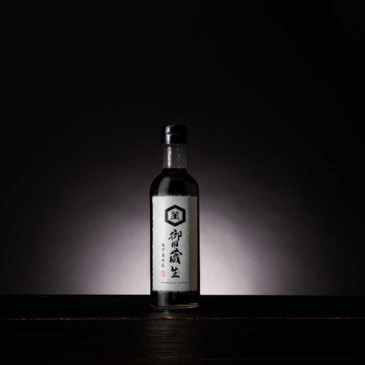 亀甲萬本店 御用藏 生醬油|無火入 × 木桶熟成 × 搾取瞬間的鮮香