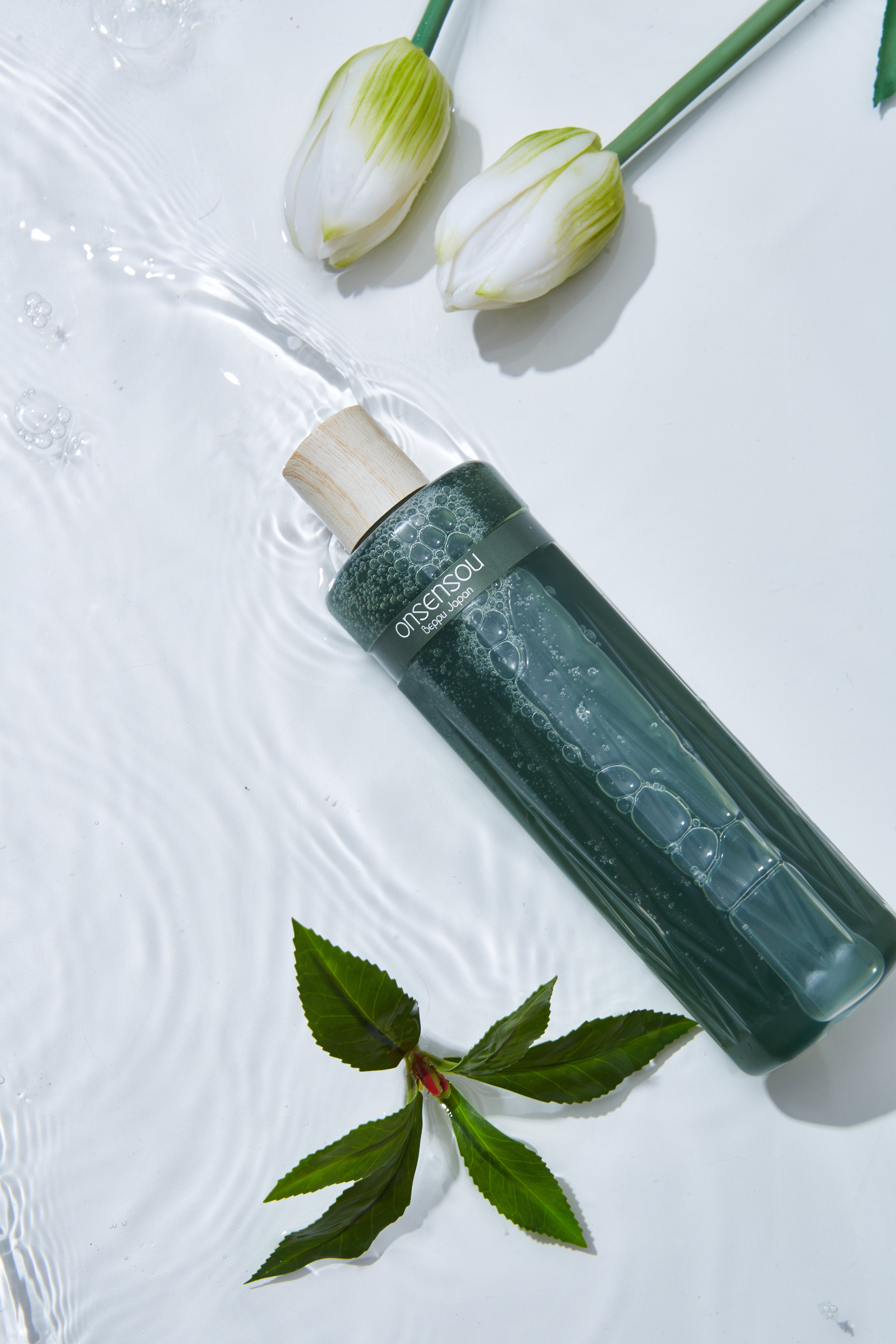 ONSENSOU 溫泉藻頭皮護理清涼洗髮精|日本別府溫泉藻 × 頭皮舒爽 × 去屑止癢