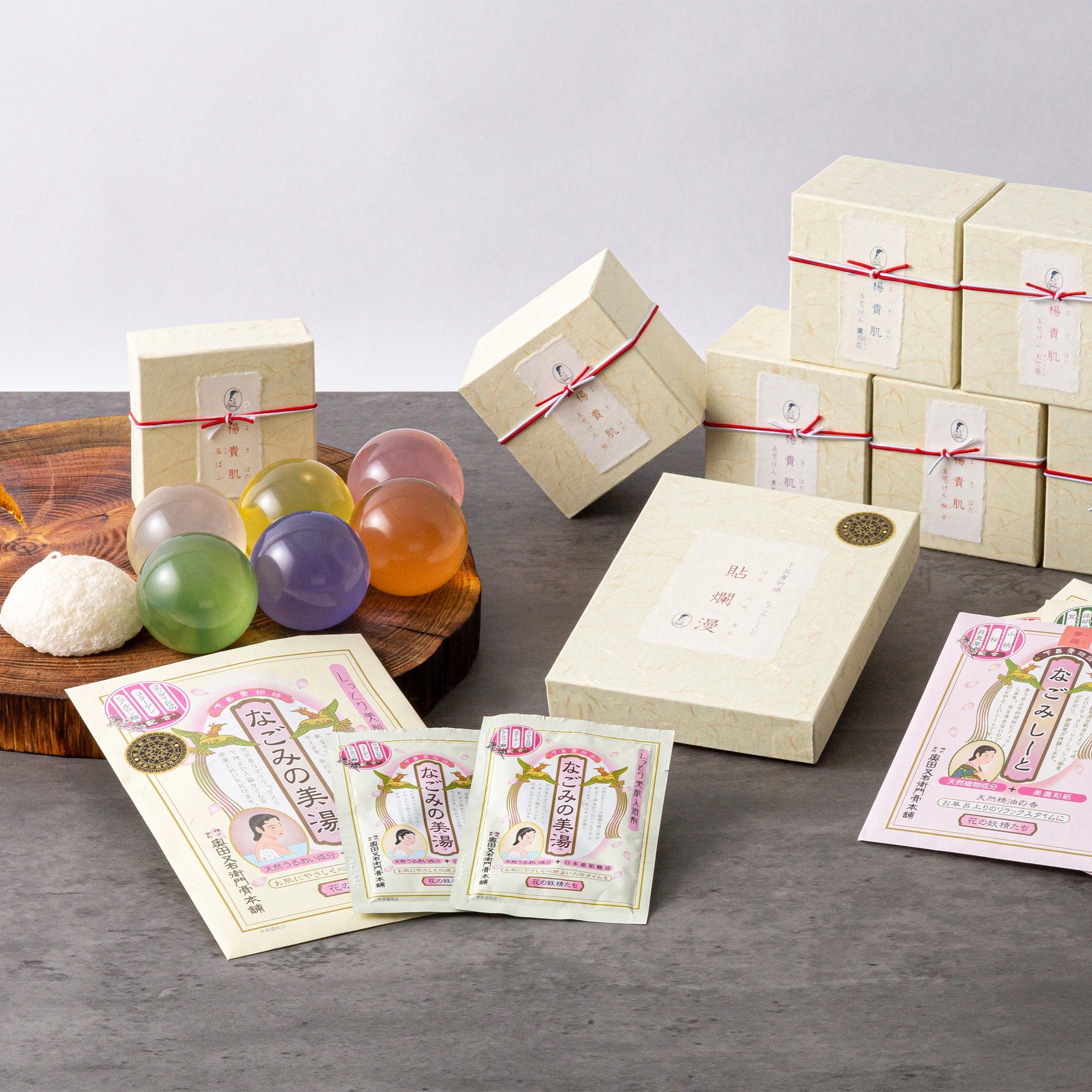 楊貴肌玉石皂|下呂溫泉水×天然植萃保濕手工皂・臉部身體適用・送禮禮盒