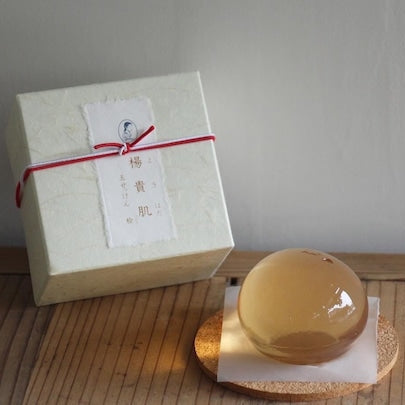 楊貴肌玉石皂|下呂溫泉水×天然植萃保濕手工皂・臉部身體適用・送禮禮盒