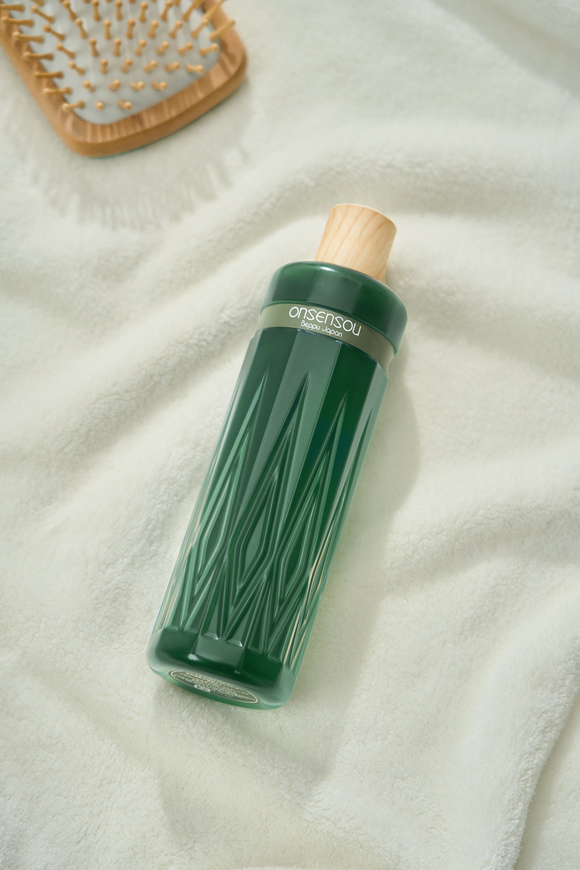 ONSENSOU 溫泉藻頭皮護理清涼洗髮精|日本別府溫泉藻 × 頭皮舒爽 × 去屑止癢