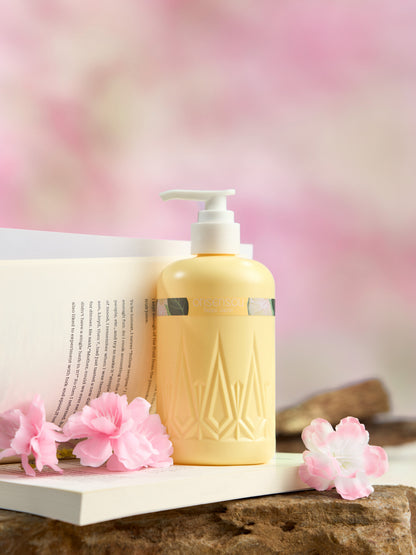 ONSENSOU 溫泉藻身體沐浴乳 KABOSU 柑橘香 300ml｜溫泉藻淨膚 × 深層保濕 × 清新木質柑橘香