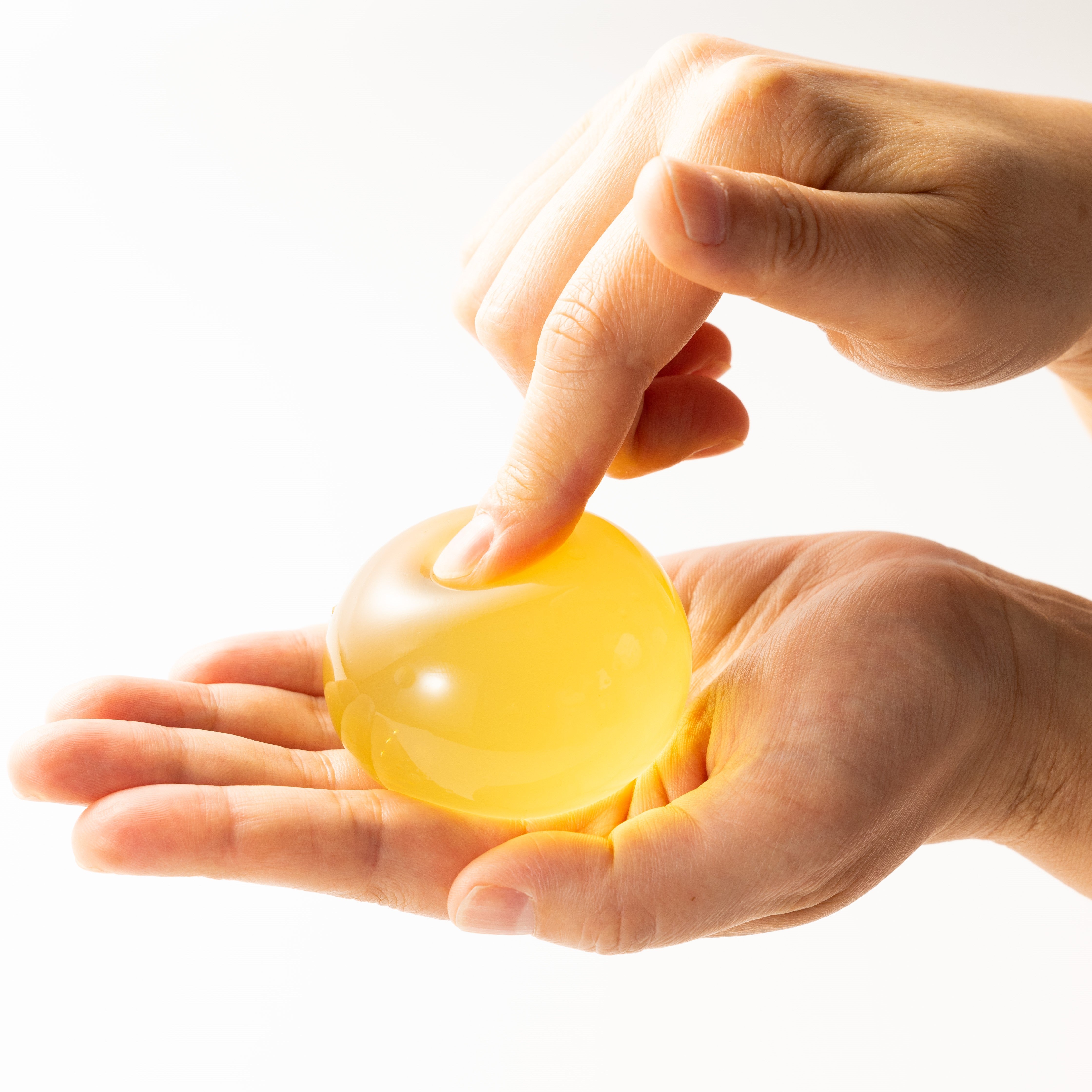 楊貴肌玉石皂｜下呂溫泉水×天然植萃保濕手工皂・臉部身體適用・送禮禮盒